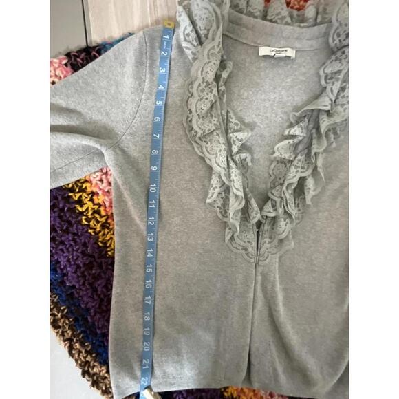Liz Claiborne Ruffled Button Up Cardigan Sweater M Gray Romantic Boho Knit - Picture 5 of 8